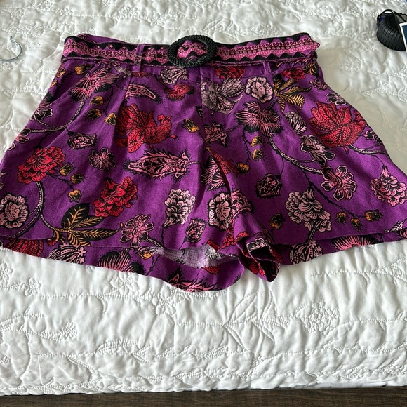 Nicole miller linen shorts - Picture 2 of 9